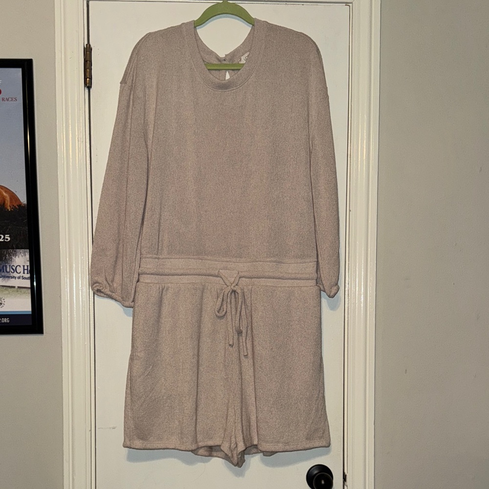 LOFT Light Tan Knit Romper
